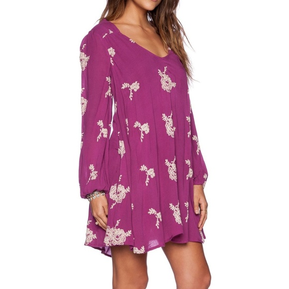 Free People Dresses & Skirts - Free People embroidered Dress